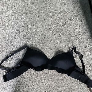 Black Wireless PINK Bra